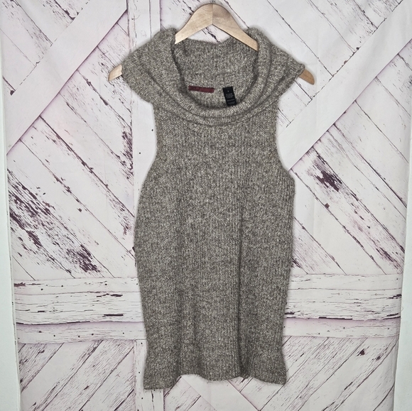 BKE red Cowlneck Sleeveless Pullover Sweater - Picture 1 of 3